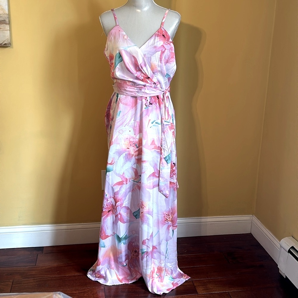 Wedding season! Nicole Miller Maxi.